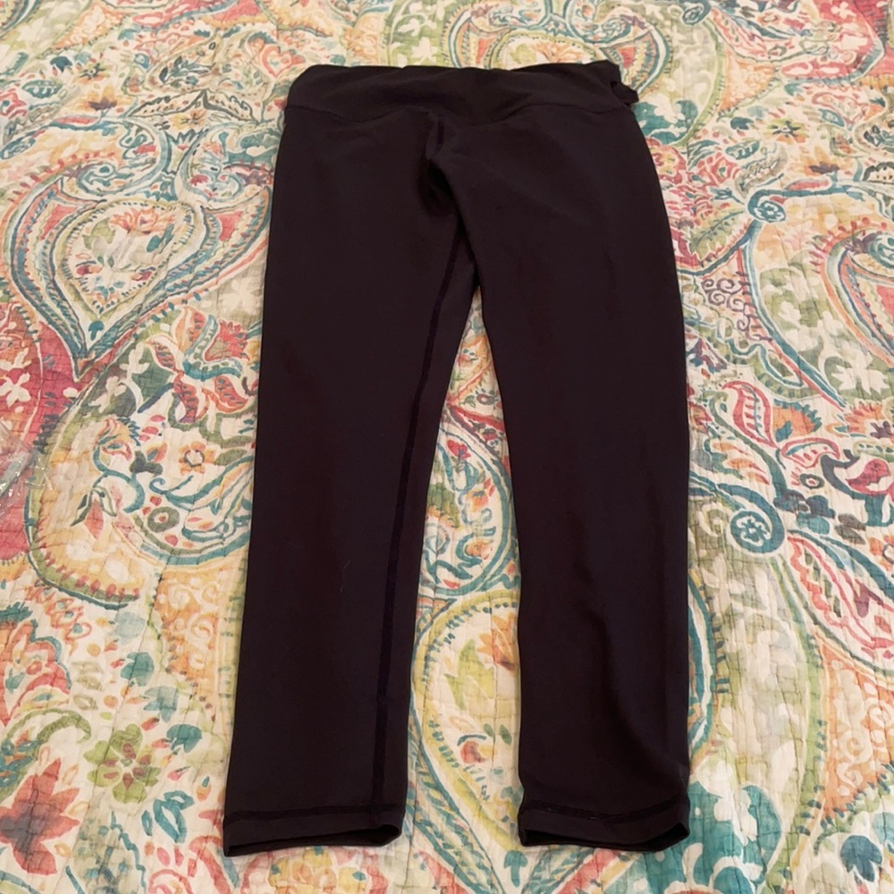 💕bundle only-Black Leggings with Ruffle Back - Picture 2 of 10